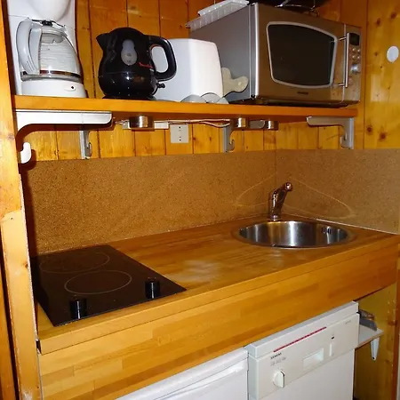 Belles-Challes - Alpes-Horizon Apartment *